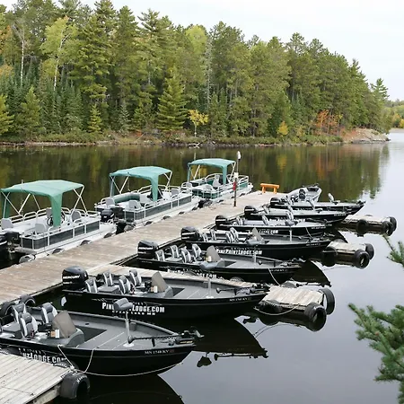 Pine Point Lodge Resort & Motel